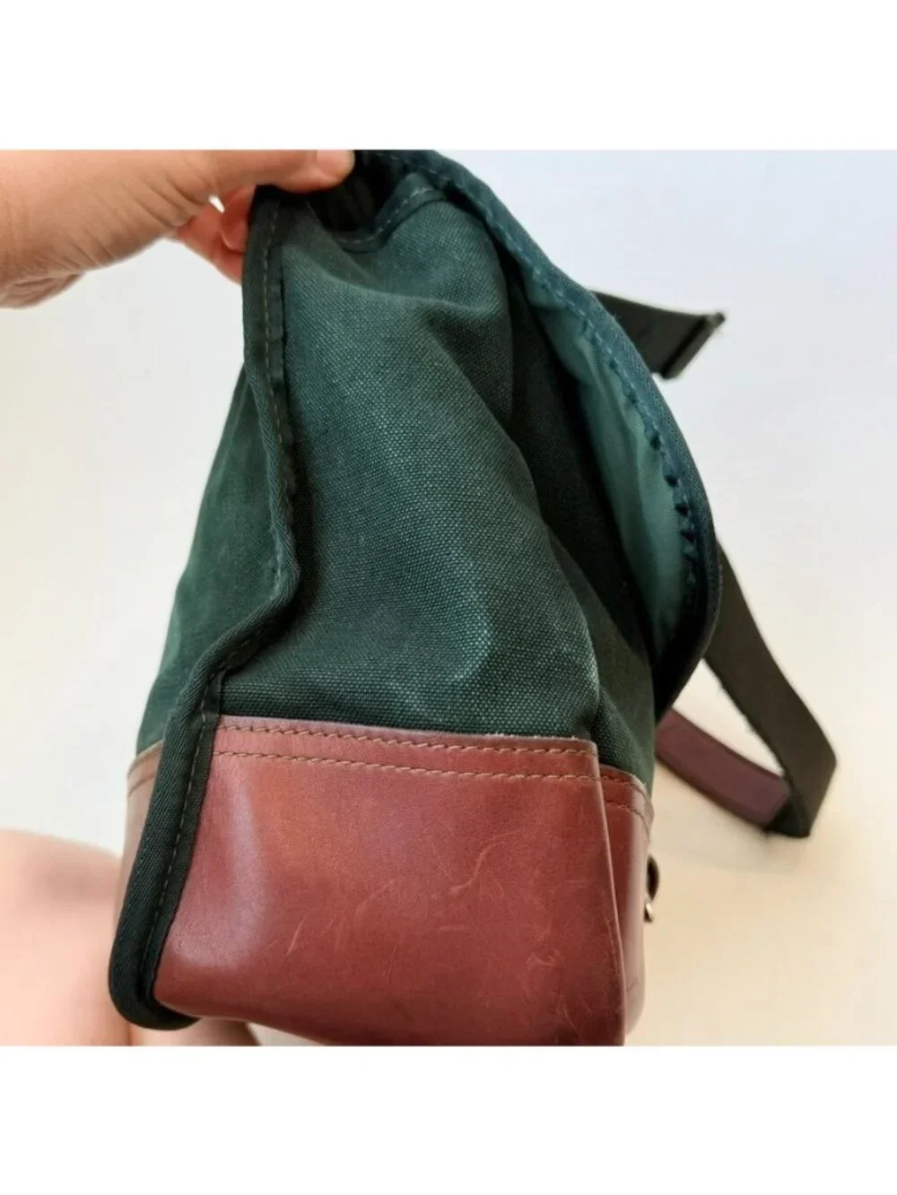 Orvis Vintage Leather Canvas Messenger Bag Green Brown Crossbody Satchel